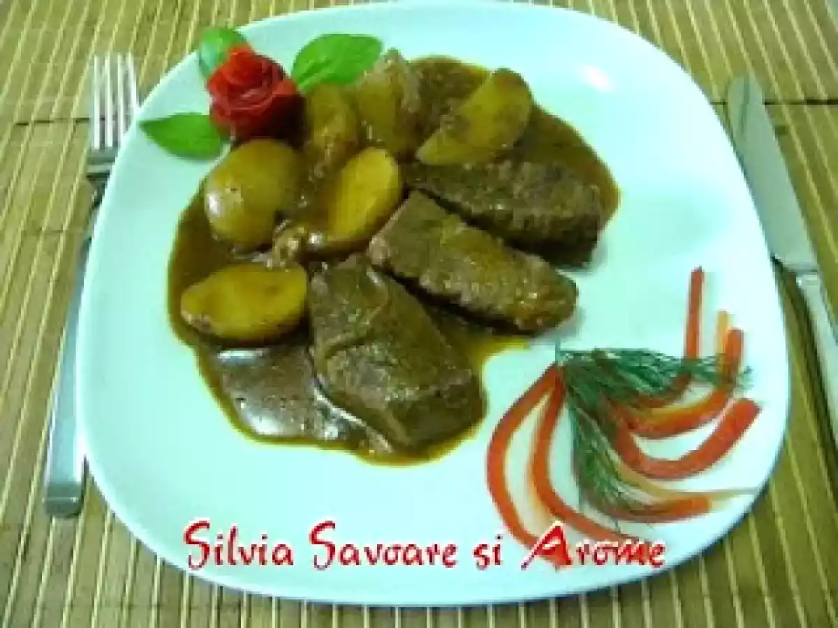 Rasol alb de manzat cu cartofi noi in vas roman - poza 3