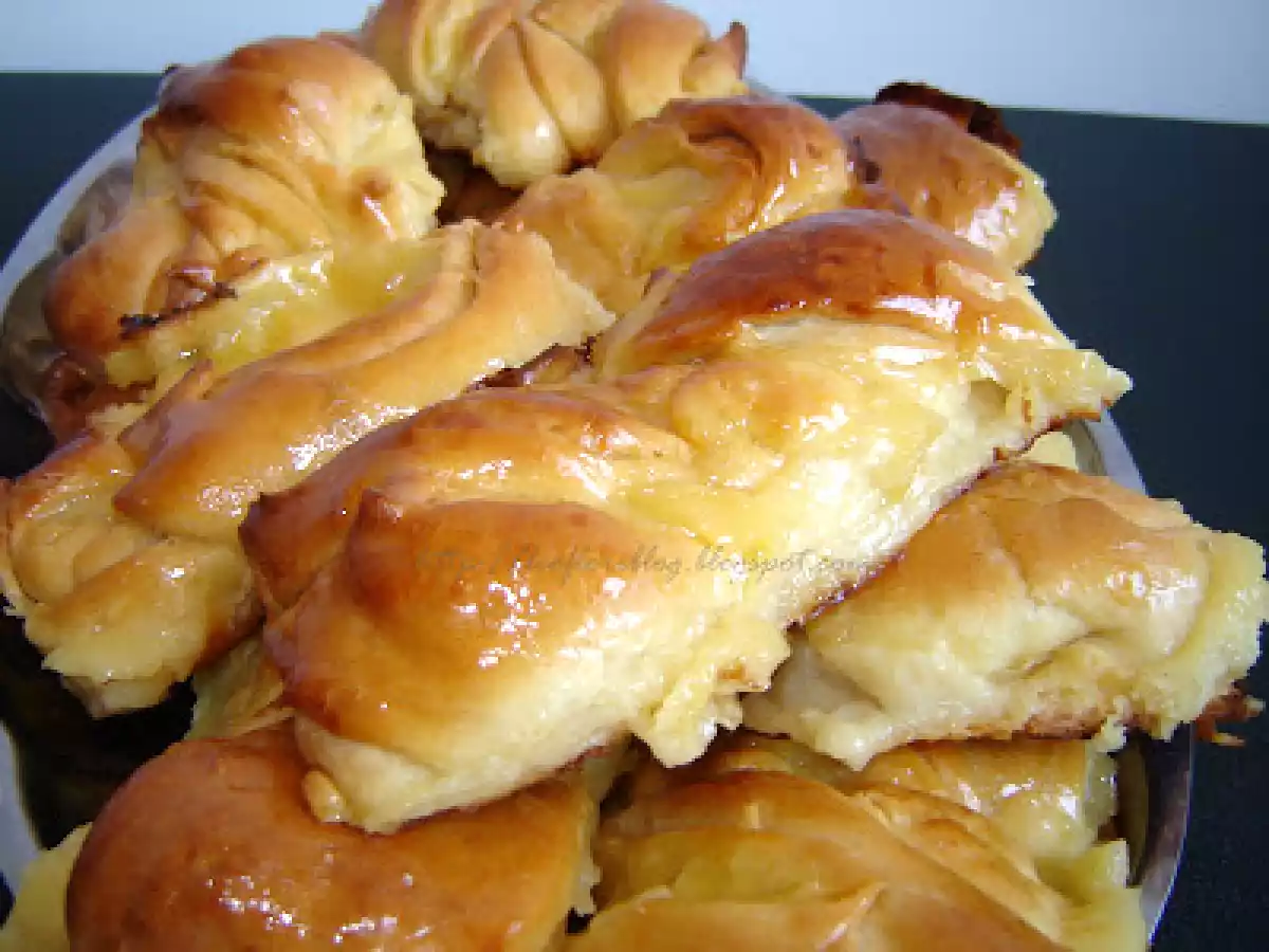 Rasucite cu budinca de vanilie - poza 7