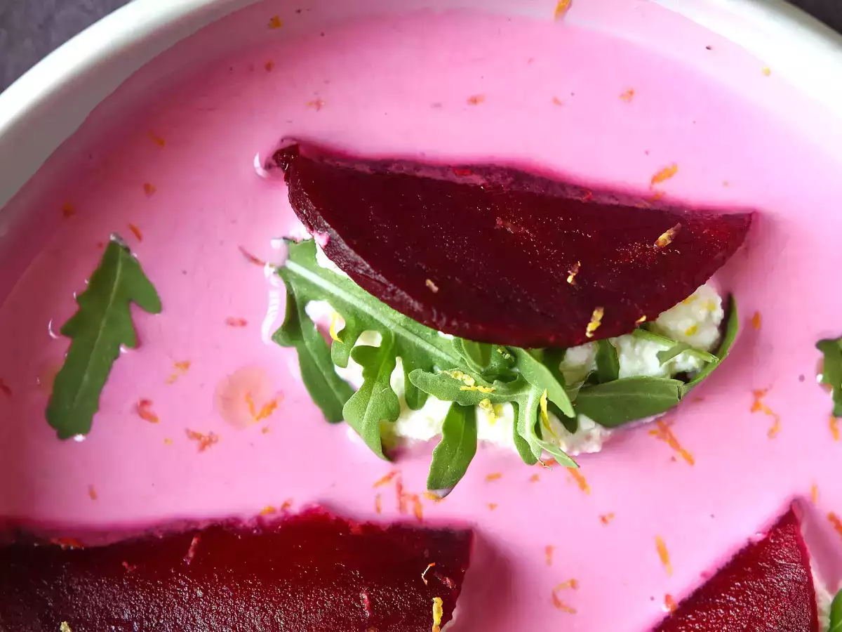 Ravioli cu sfeclă roșie, un aperitiv simplu și elegant - poza 5