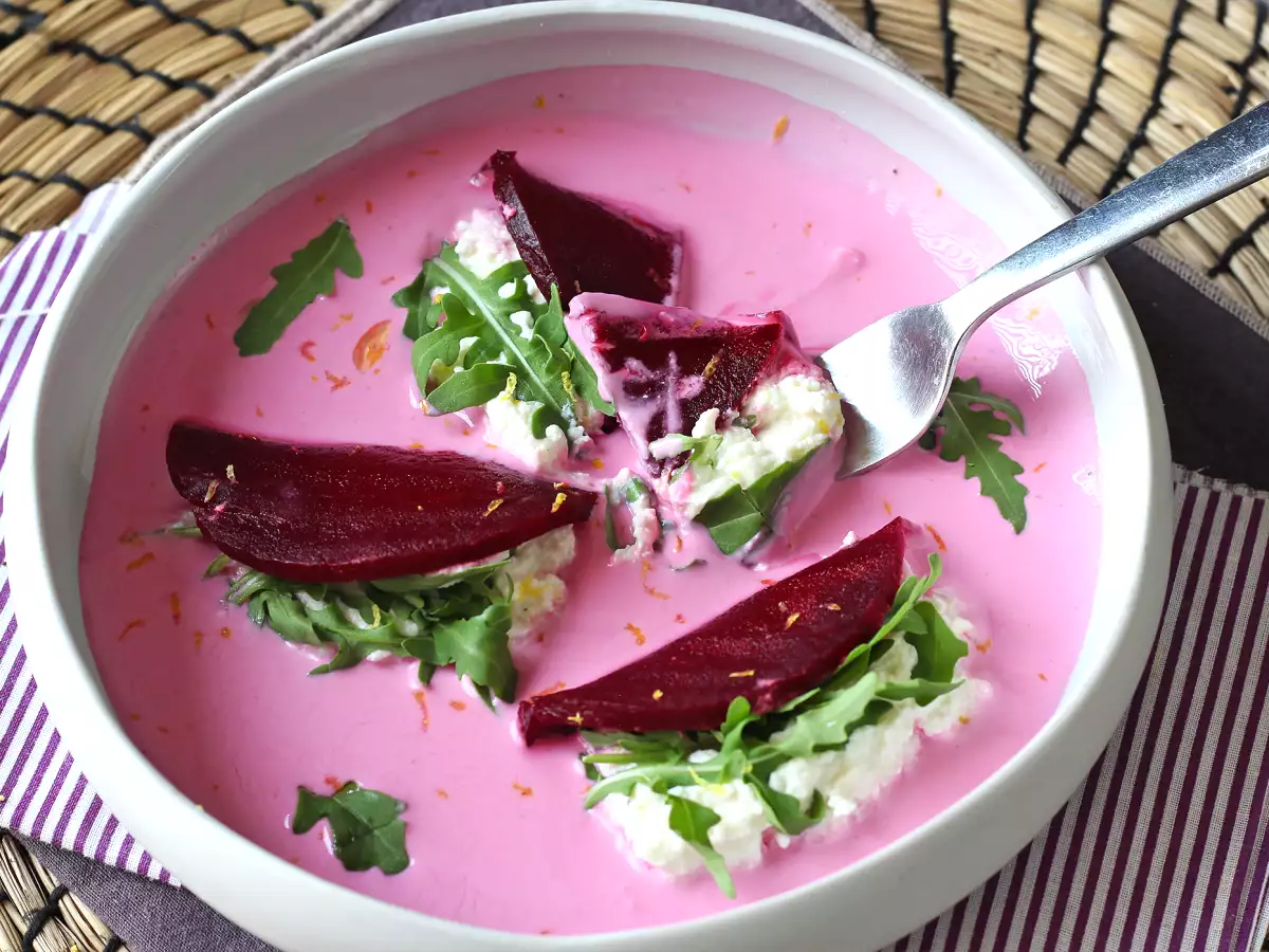 Ravioli cu sfeclă roșie, un aperitiv simplu și elegant - poza 6