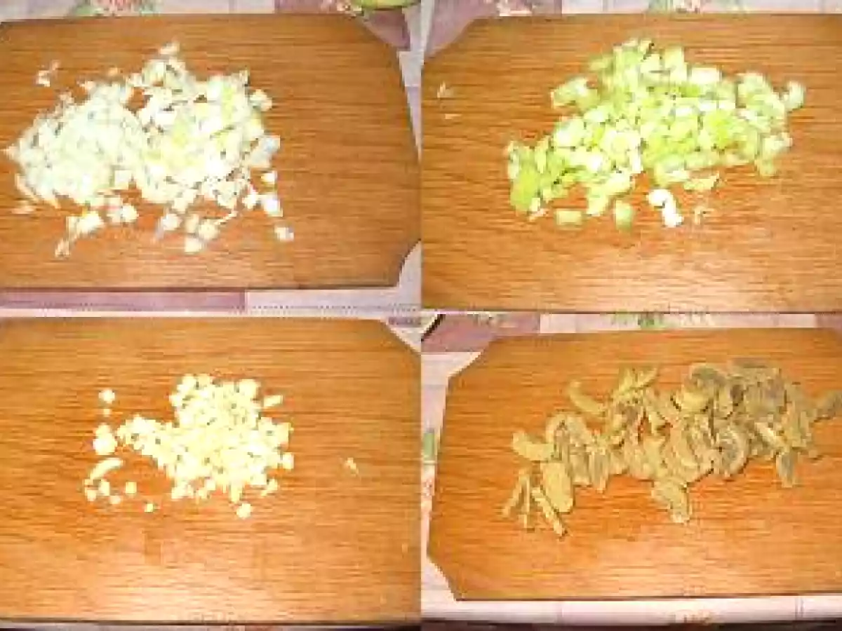 Reteta de Post Fasole cu Orez si Ciuperci la Oala sub Presiune - poza 4