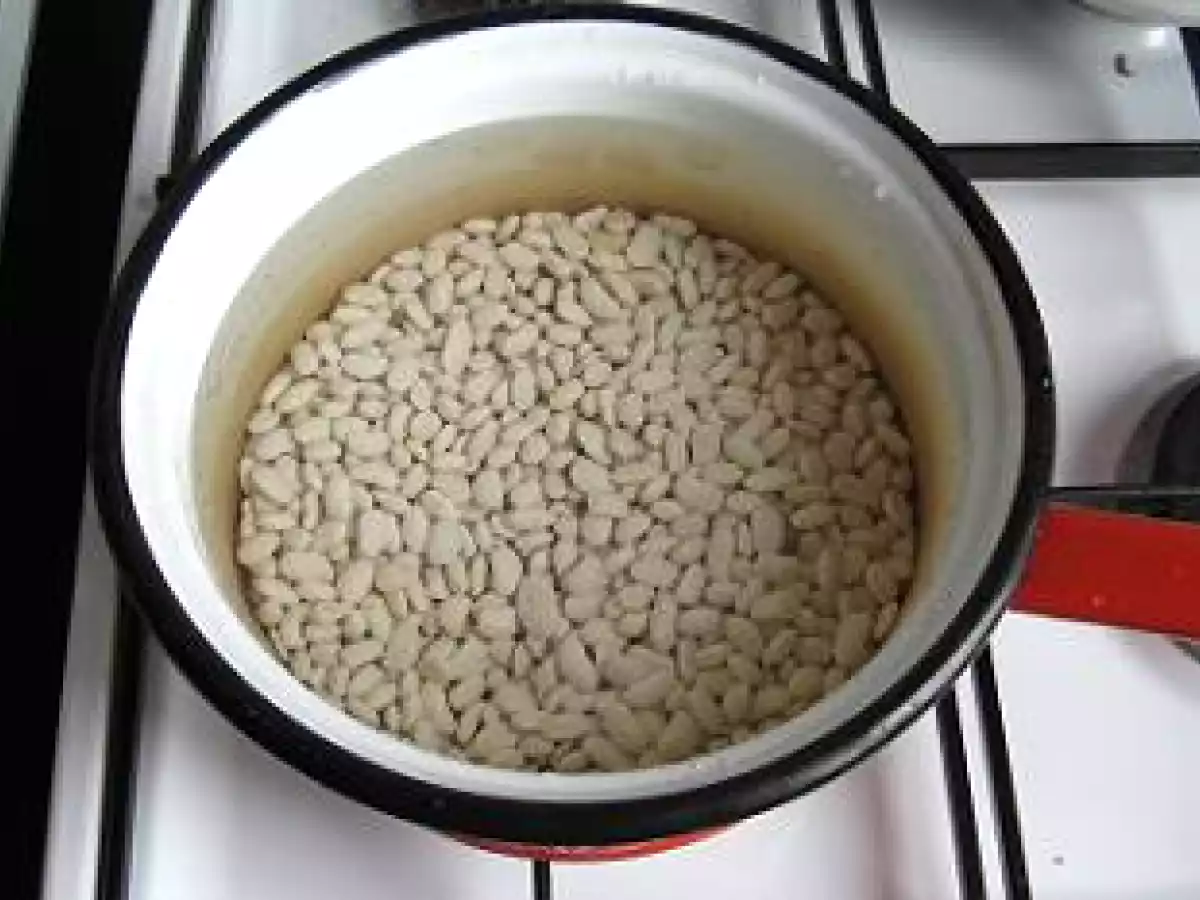 Reteta de Post Fasole cu Orez si Ciuperci la Oala sub Presiune - poza 5