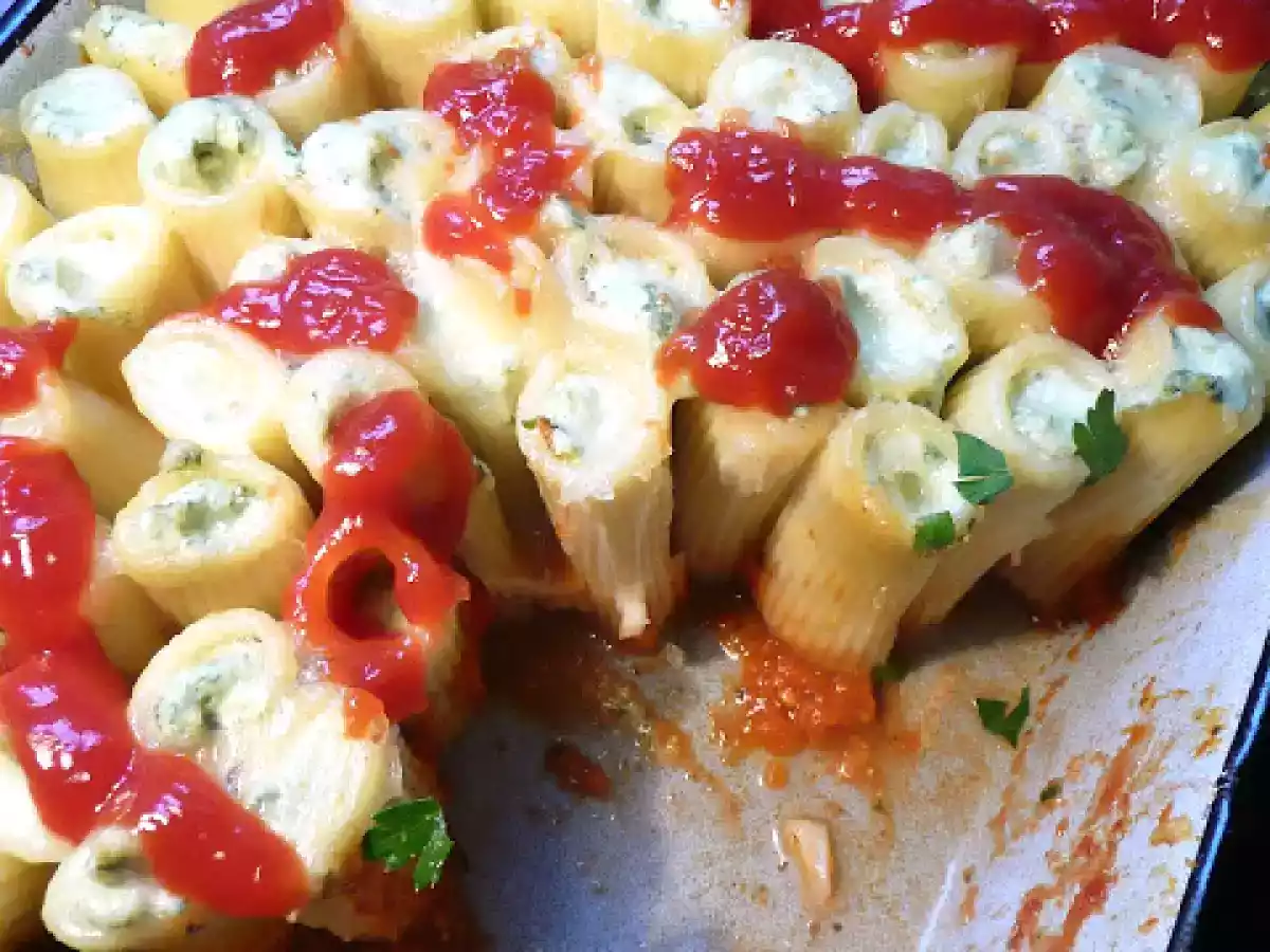 Rigatoni cu spanac si urda