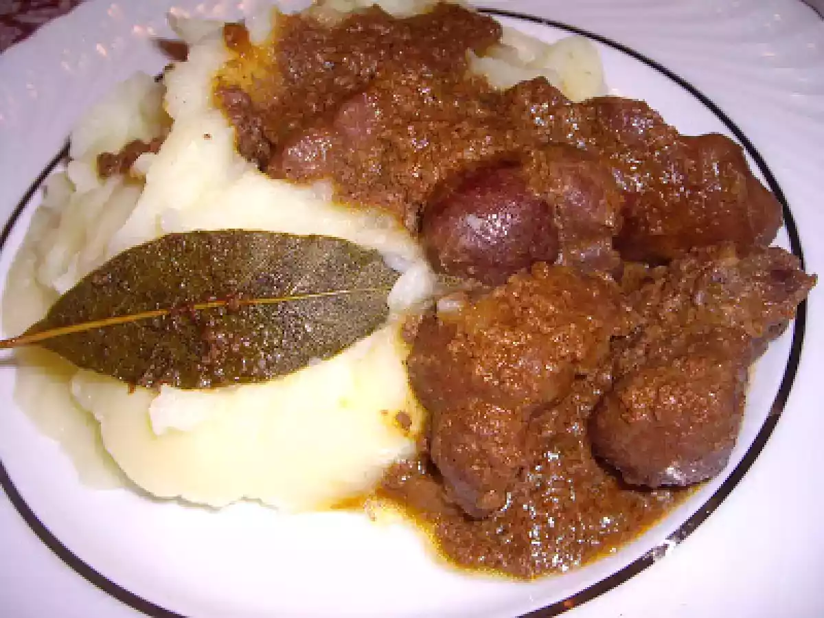 Rinichi de vita cu piure de cartofi - poza 2