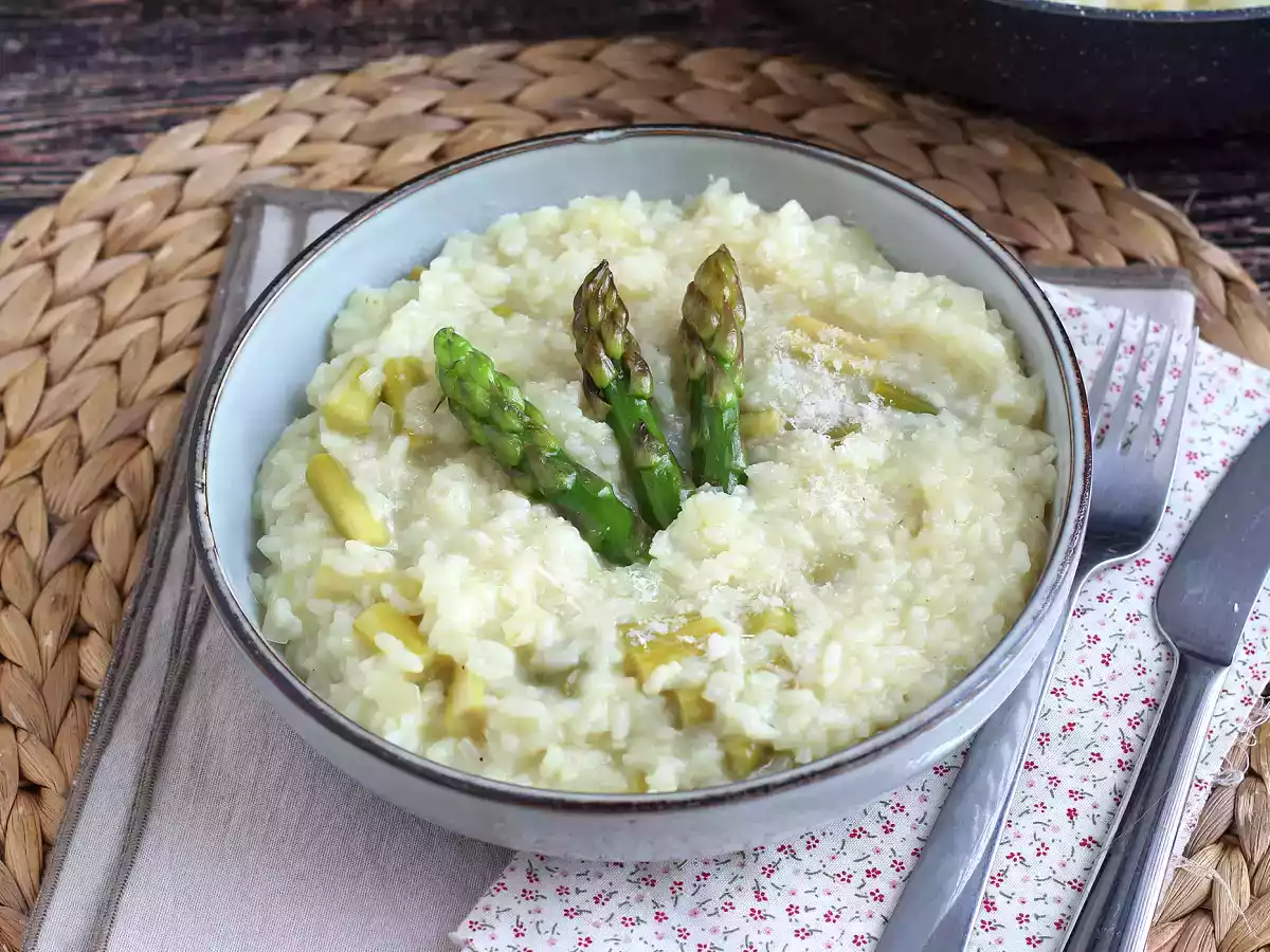 Risotto cu sparanghel verde și parmezan - poza 3