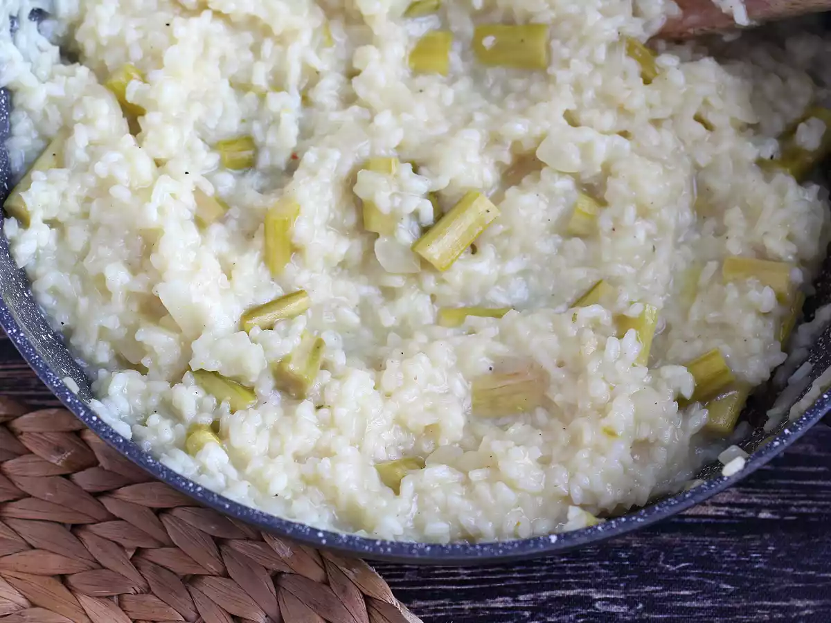 Risotto cu sparanghel verde și parmezan - poza 4