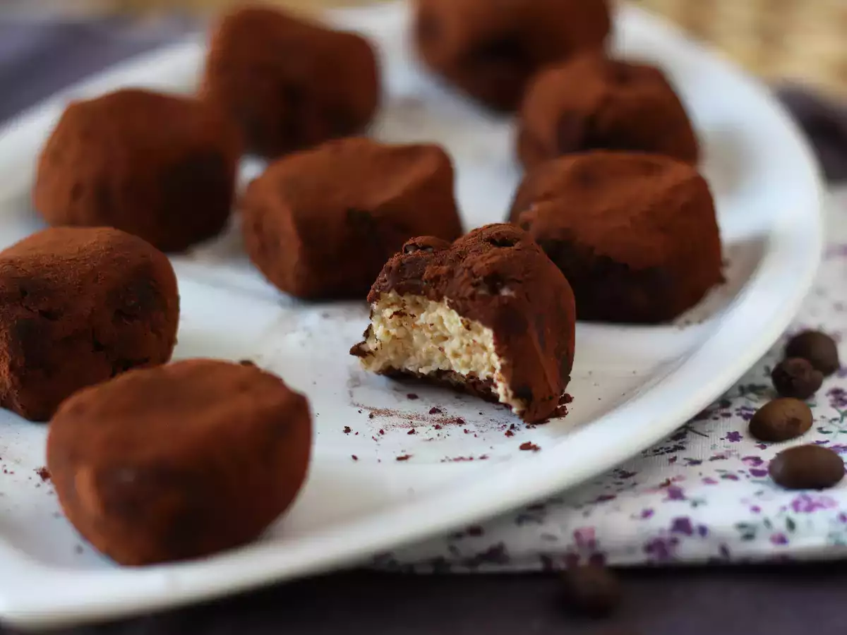 Rochers în stil Tiramisu, desertul italian perfect în porții mini pentru a merge cu cafeaua ta! - poza 4