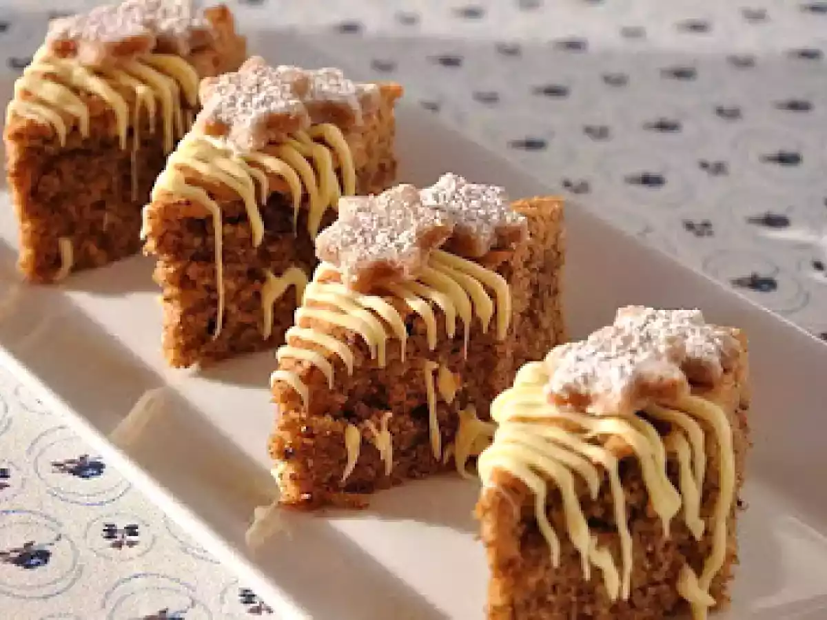 Romburi cu nuci si cafea