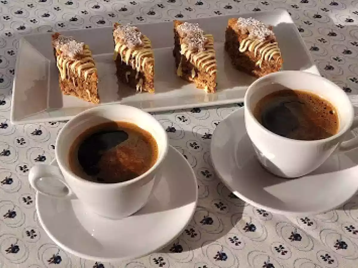 Romburi cu nuci si cafea - poza 12