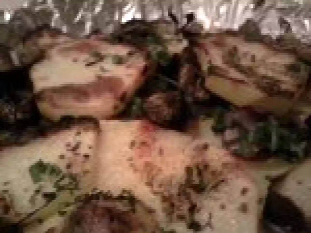 Rondele de cartofi la cuptor cu ceapa rosie si ciuperci - poza 3