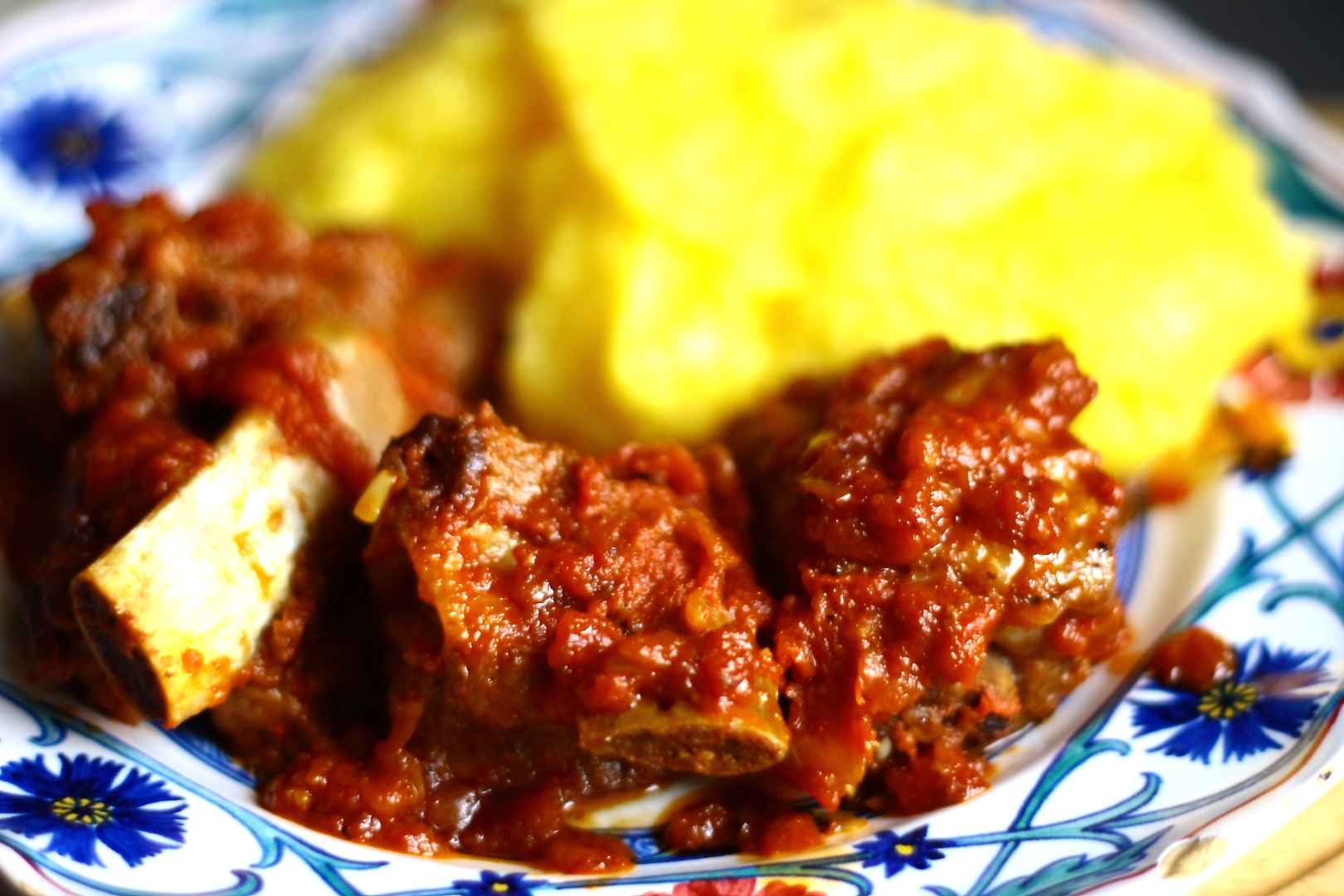 Rosticciana in umido con la polenta, Rețetă Petitchef