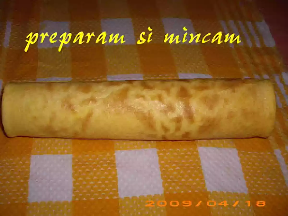 Rulada cu capsuni si crema pasticcera - poza 11