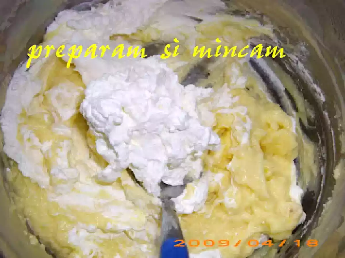 Rulada cu capsuni si crema pasticcera - poza 12