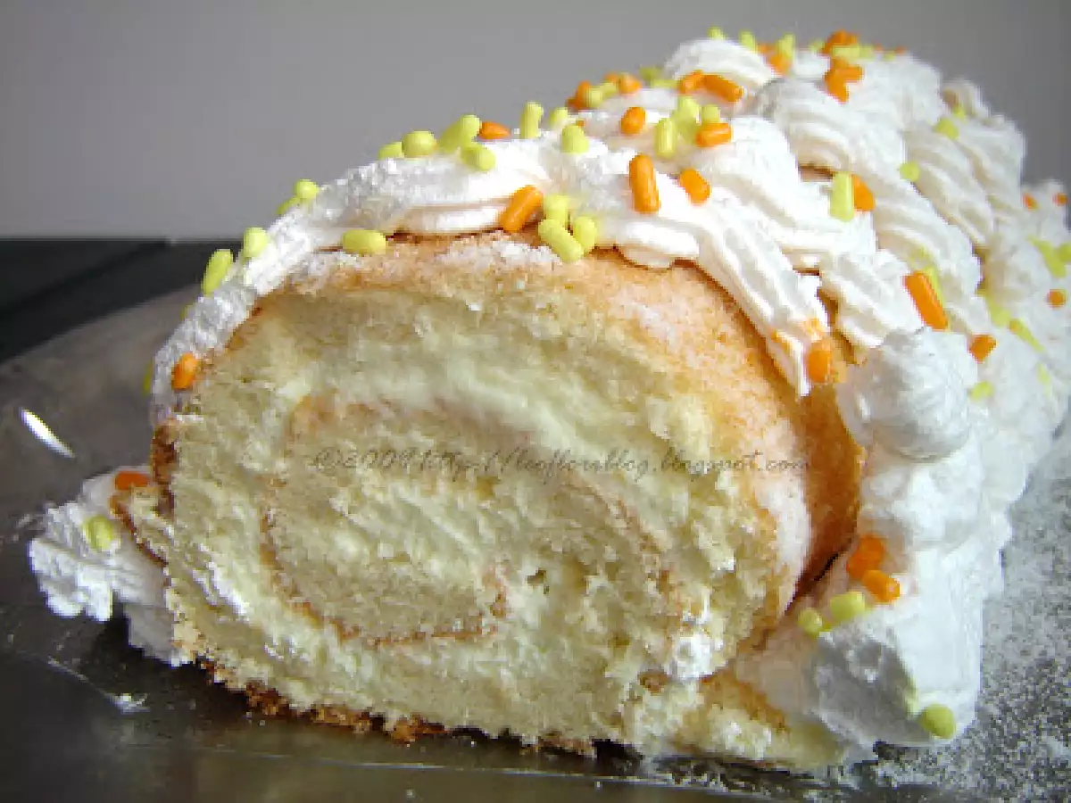 Rulada cu crema de lamaie - poza 4