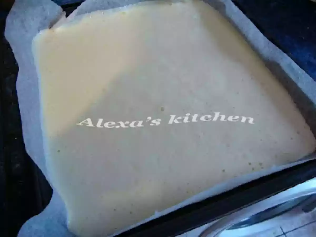 Rulada cu crema de vanilie - poza 4