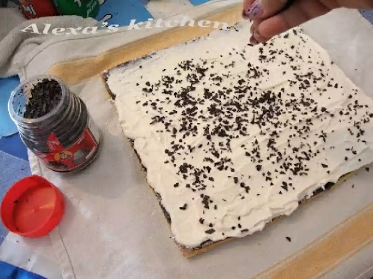 Rulada cu crema de vanilie - poza 8