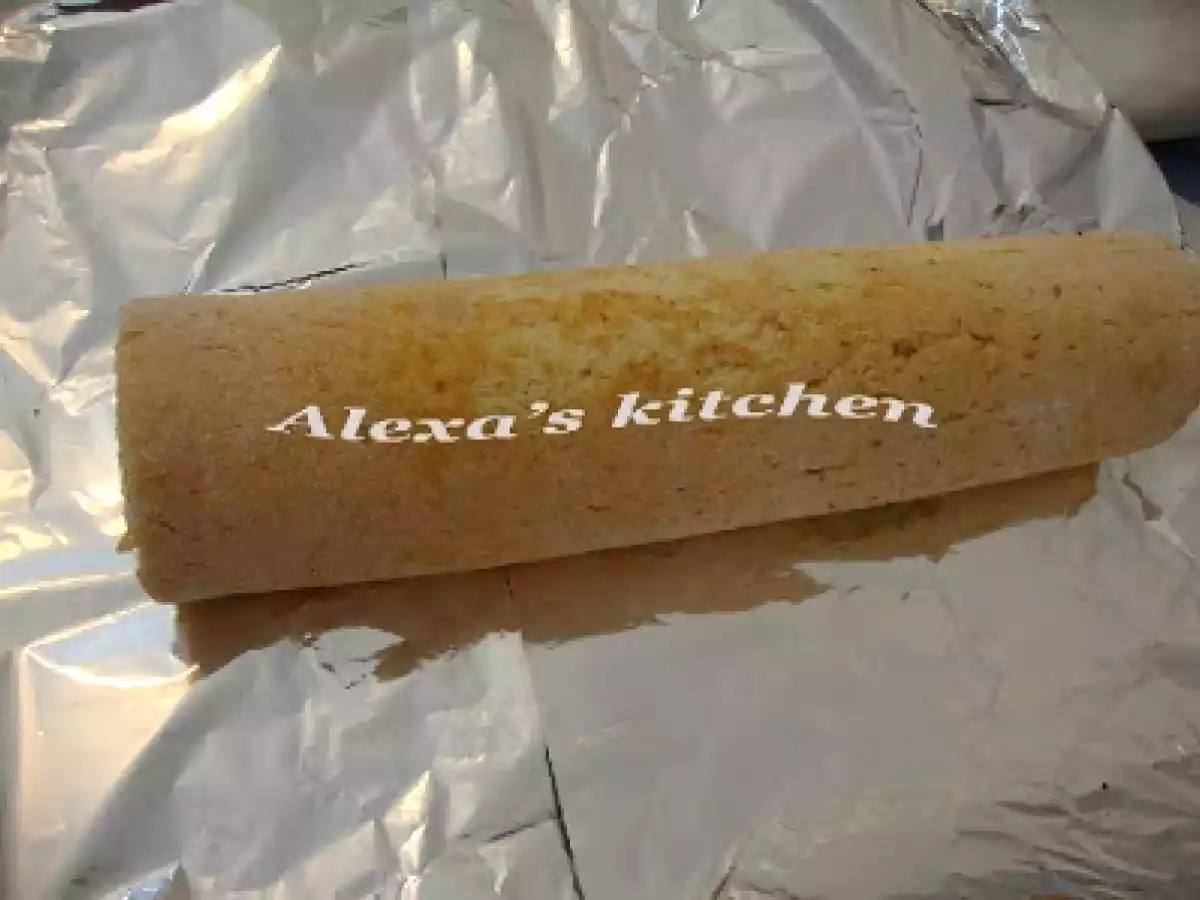 Rulada cu crema de vanilie - poza 9