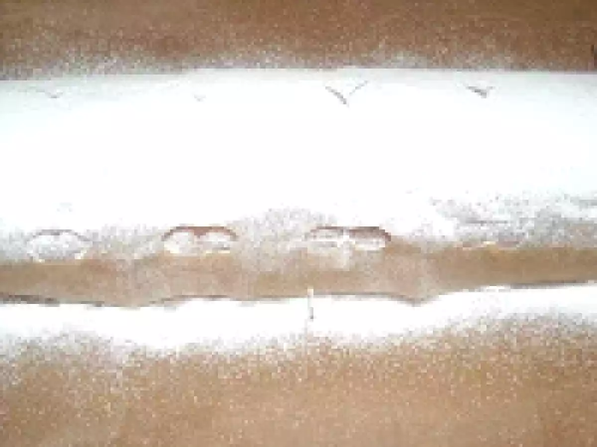 Rulada cu nuca si crema caramel - poza 12