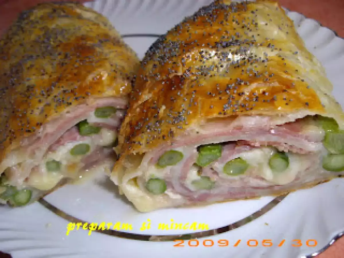 Ruladă cu sparanghel, brânză și prosciutto crudo - poza 9