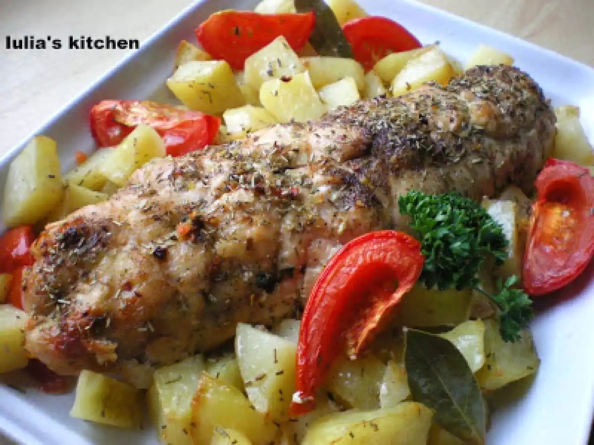 Rulada de curcan cu branza