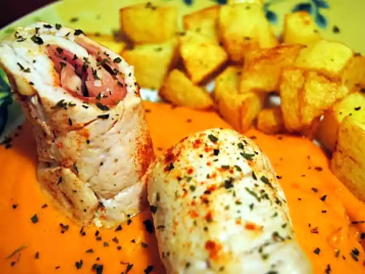 Rulada de pui cu sunca si cascaval