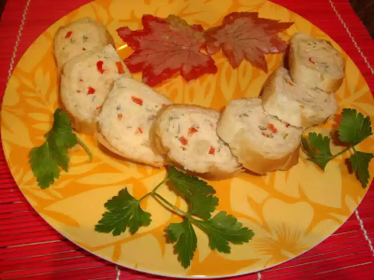 Rulada din paine cu piept de pui