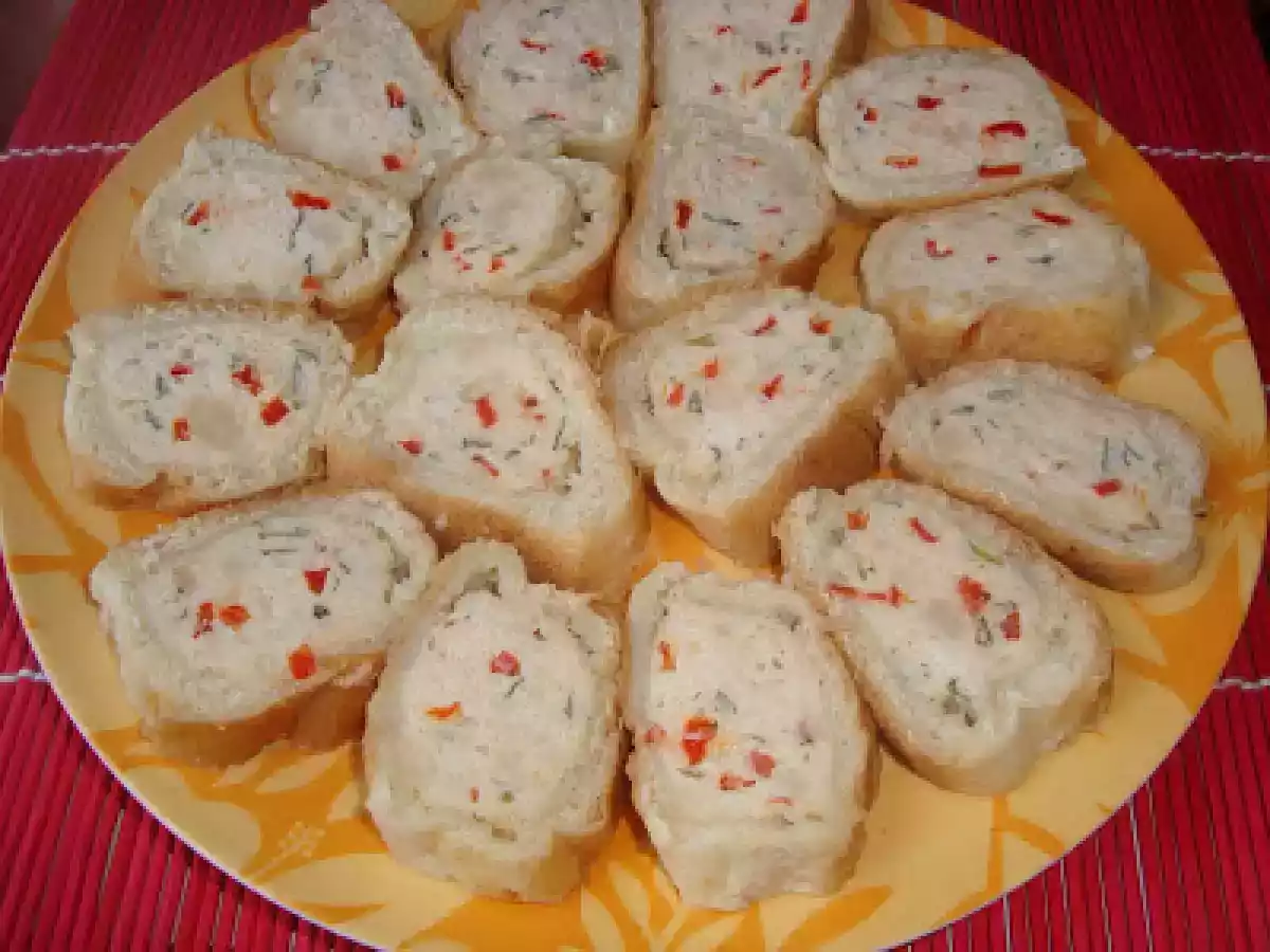 Rulada din paine cu piept de pui - poza 8