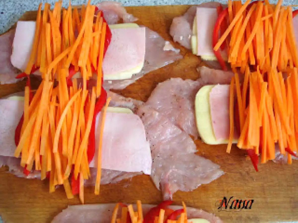 RULADA DIN PIEPT DE CURCAN - poza 4