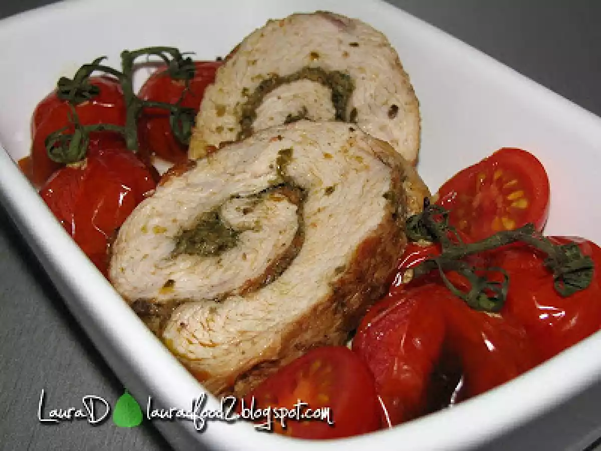 Rulada din piept de curcan cu pesto - poza 2