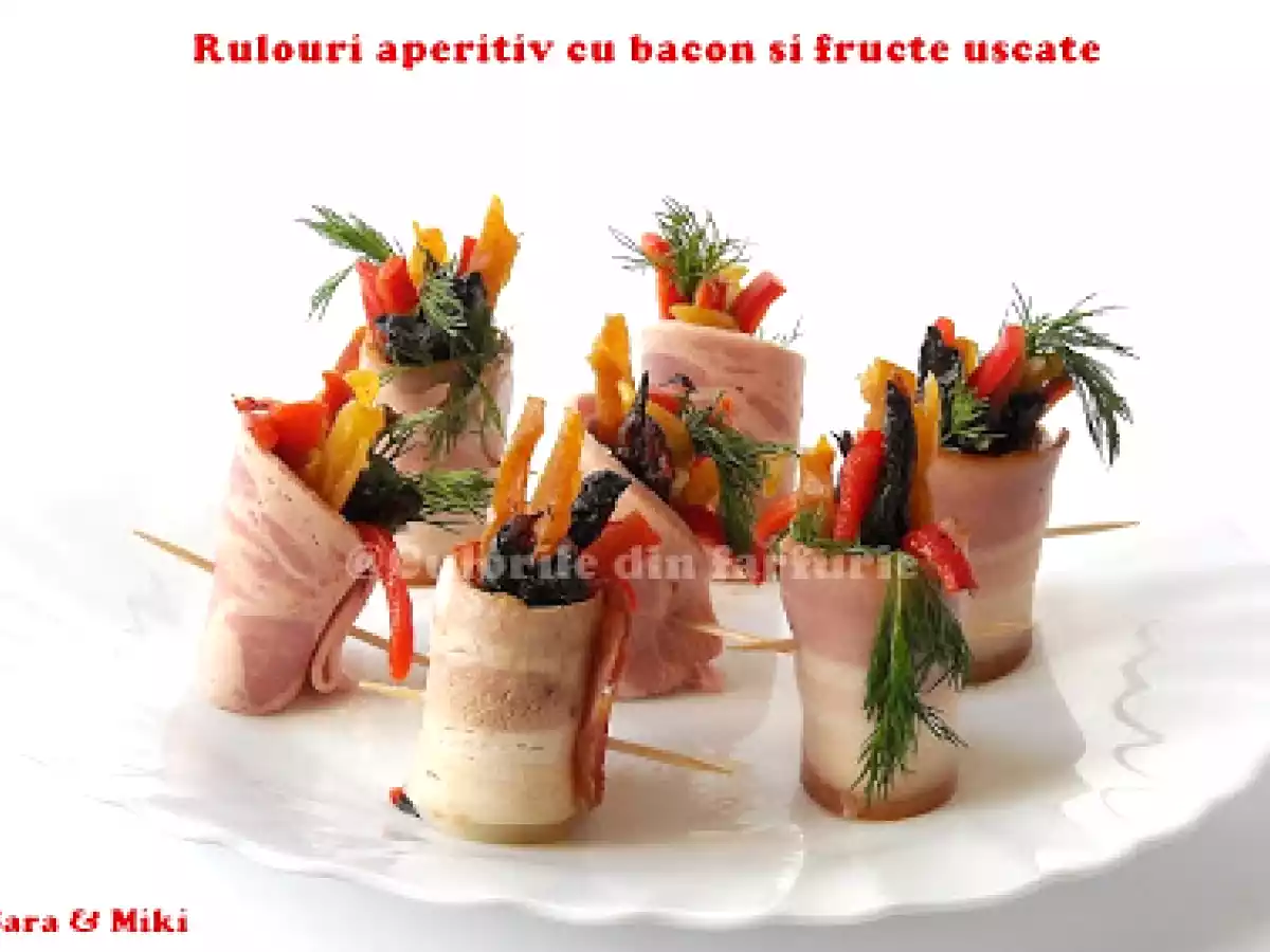 Rulouri aperitiv cu bacon si fructe uscate - poza 2