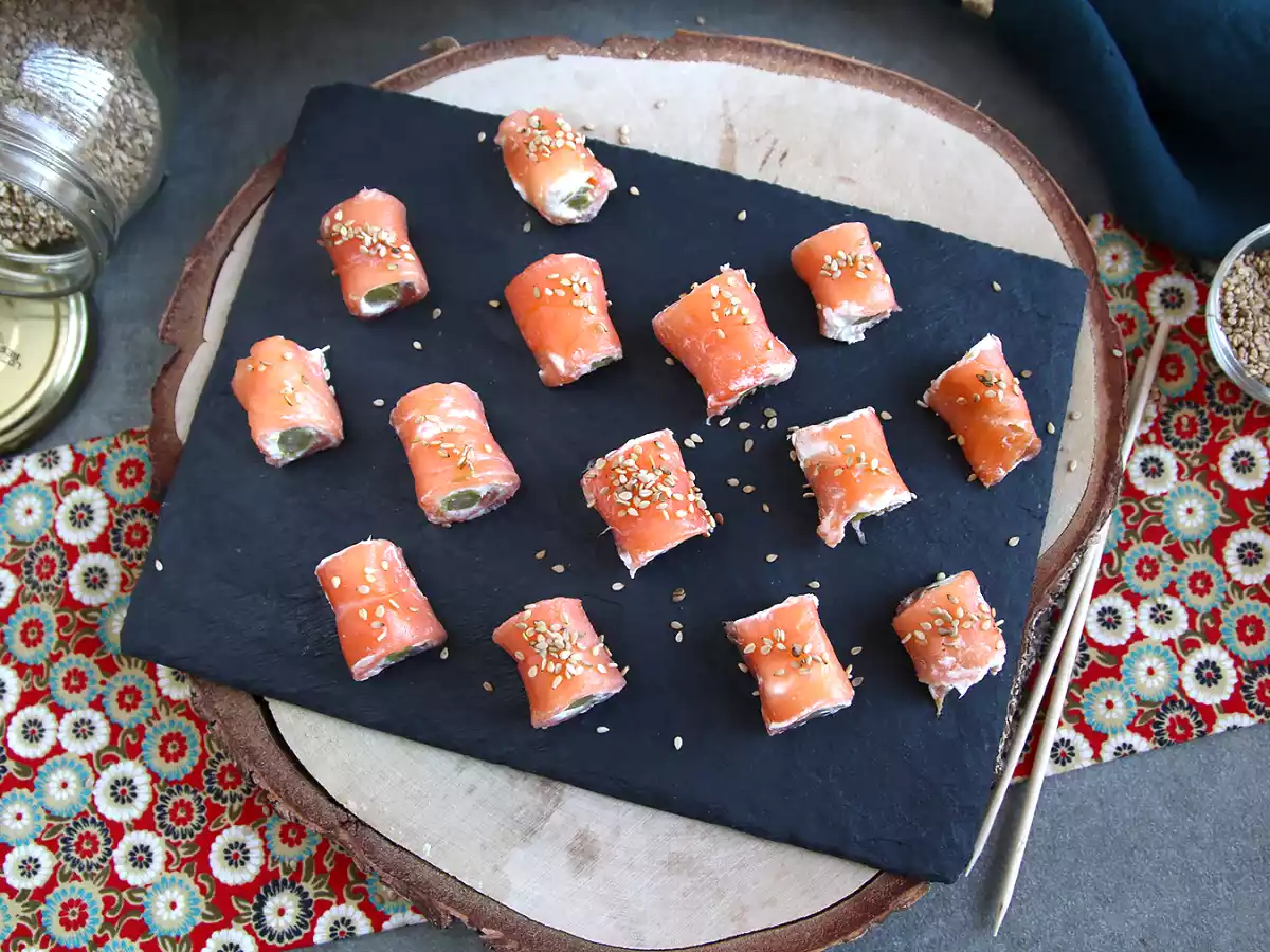 Rulouri cu somon si branza de capra - poza 3