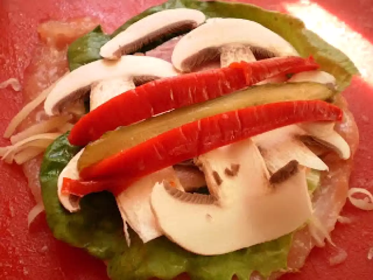 Rulouri cu sos pesto cu ciuperci - poza 5