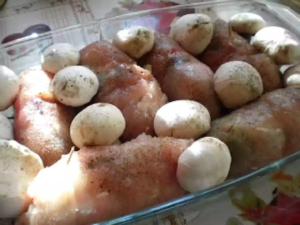 Rulouri cu sos pesto cu ciuperci - poza 7