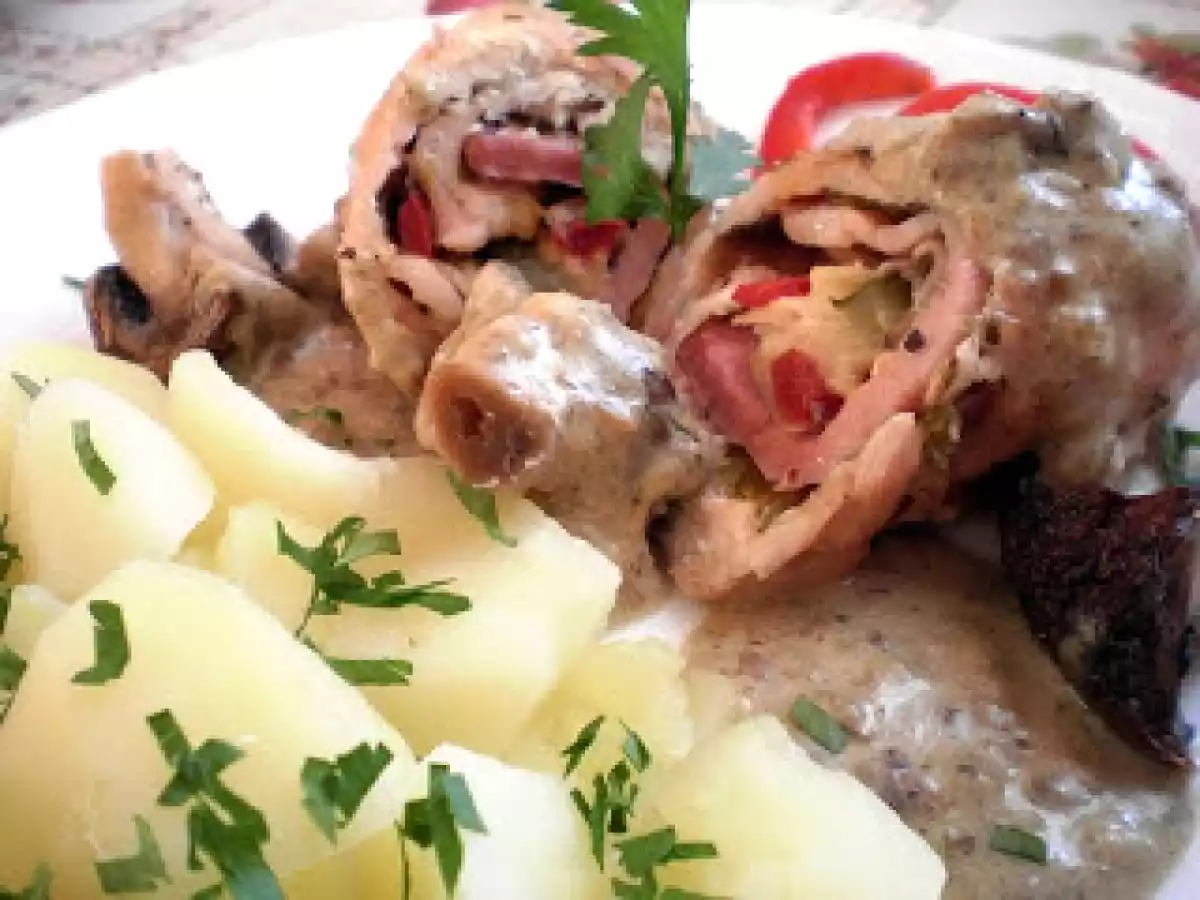 Rulouri cu sos pesto cu ciuperci - poza 9