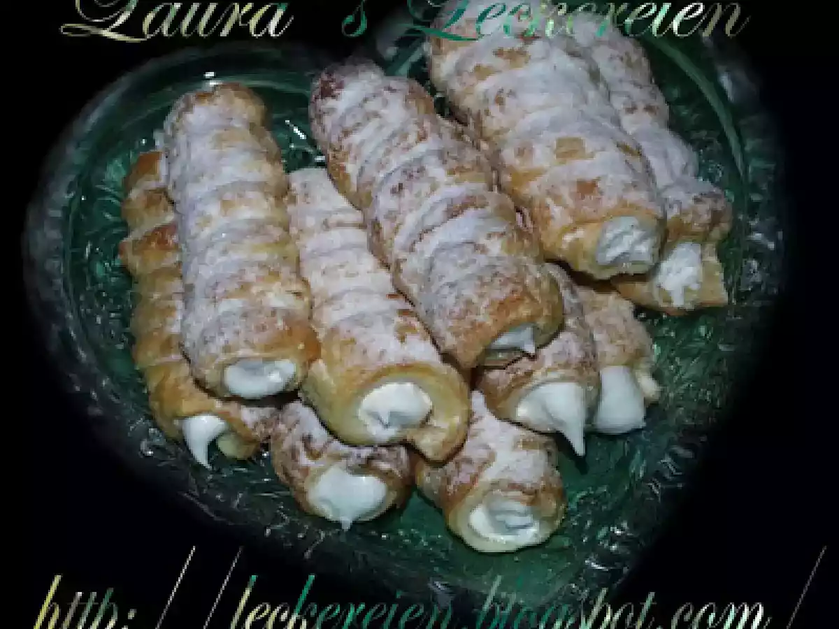 RULOURI CU SPUMA DE PATISERIE