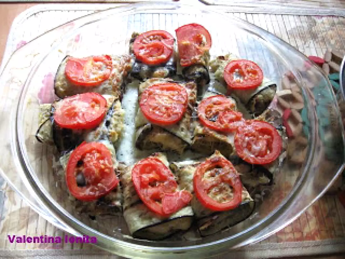 Rulouri de peste (merluciu) cu vinete