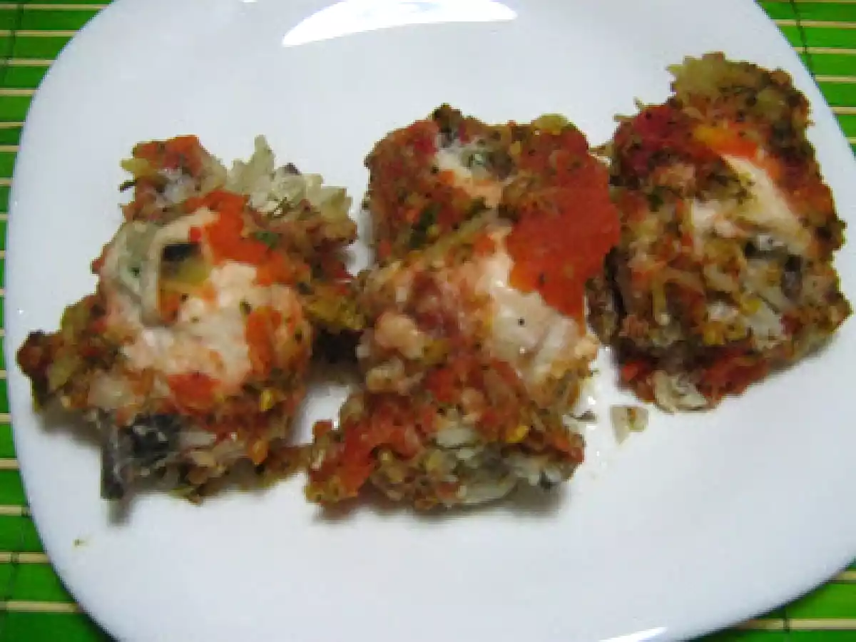 Rulouri de pui cu sos de rosii si broccoli - poza 2