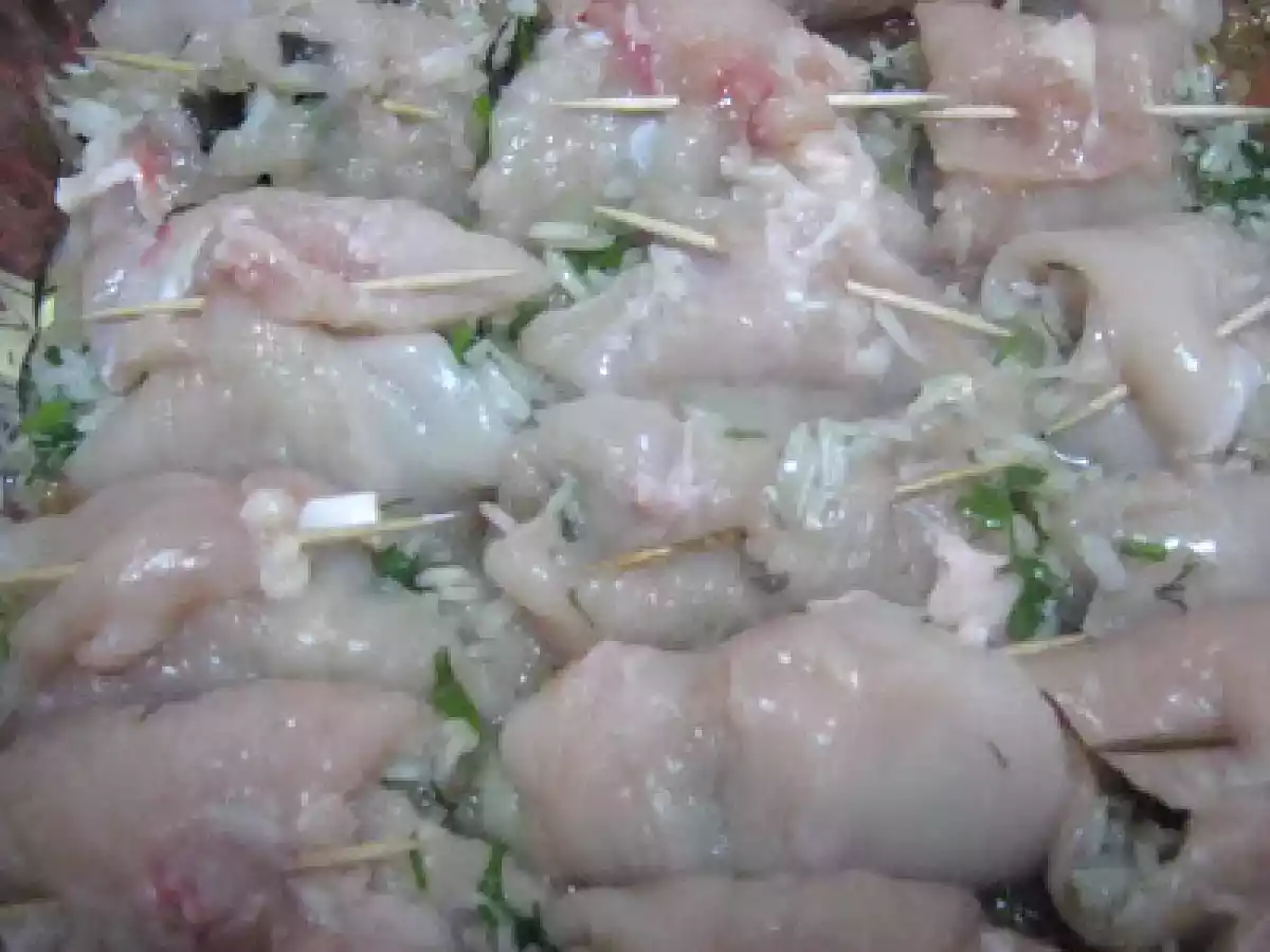 Rulouri de pui cu sos de rosii si broccoli - poza 4