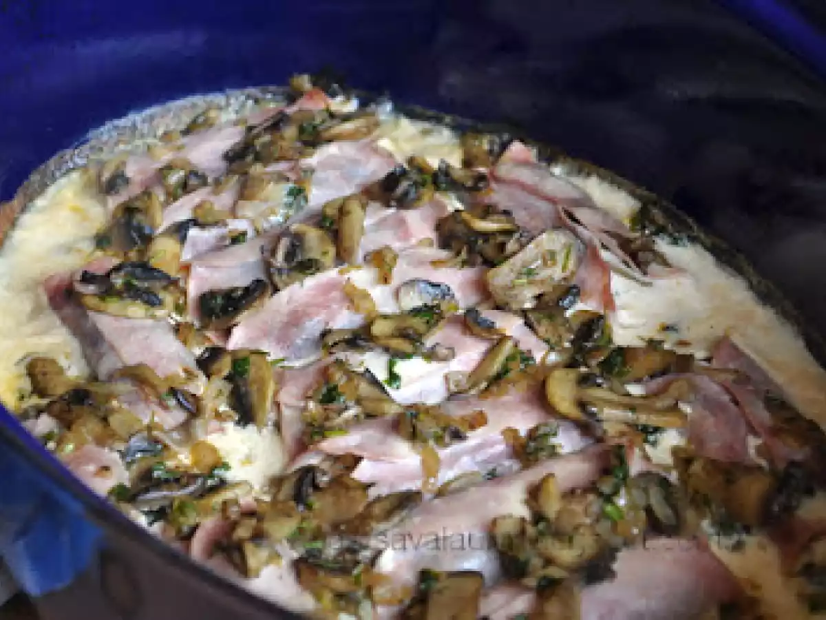 Rulouri de sunca cu ciuperci si sos de vin - poza 2