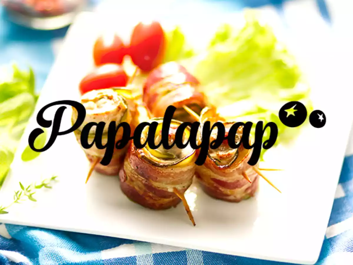 Rulouri din piept de pui cu bacon și cârnăciori (reteta video)