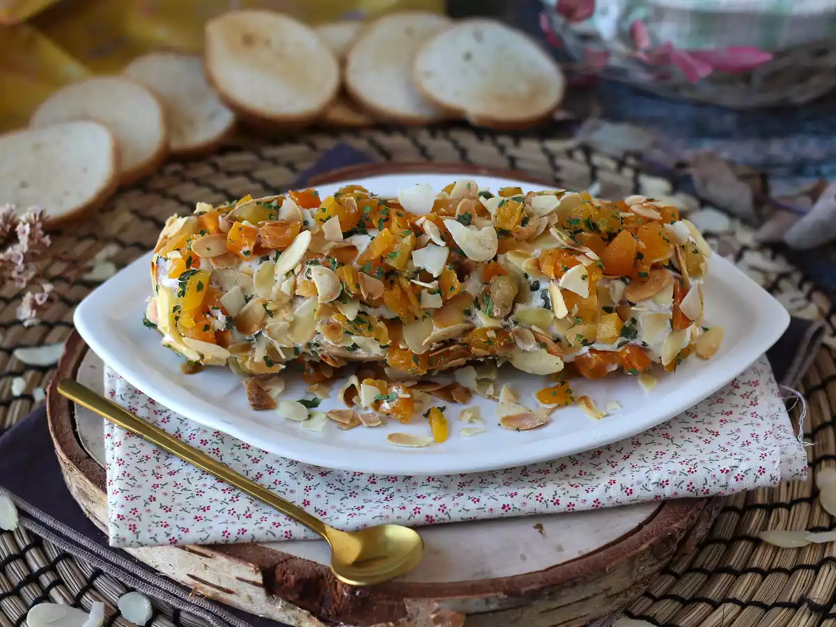 Salam cu cremă de brânză, caise și migdale: aperitivul perfect pentru petrecere! - poza 5