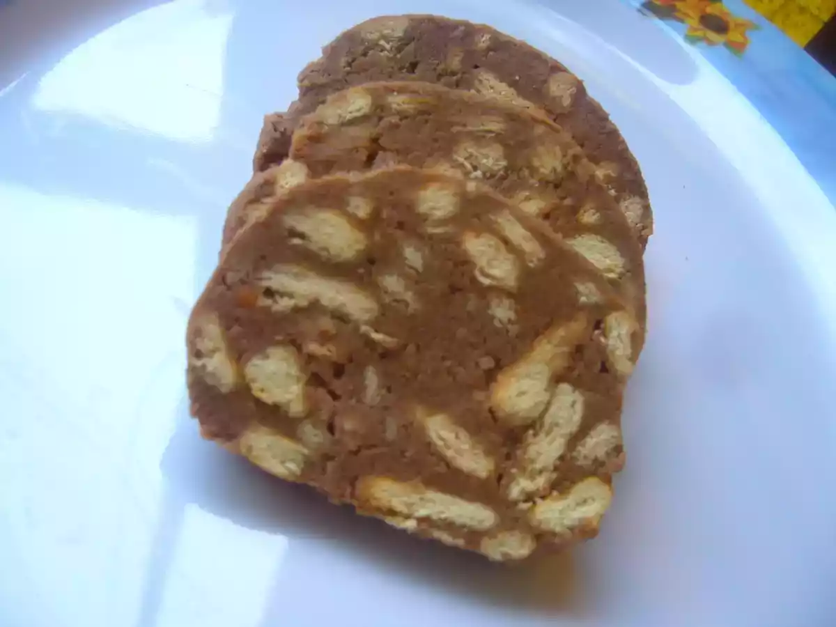 Salam de biscuiti - poza 2