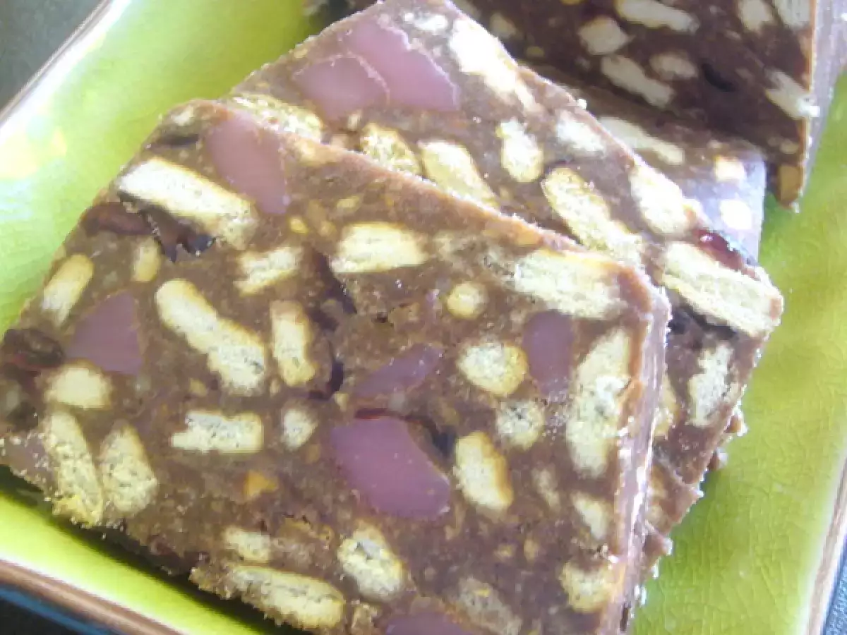 Salam de biscuiti cu jeleu, merisoare si ciocolata - poza 2