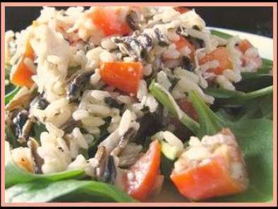 Salata colorata cu trei feluri de orez