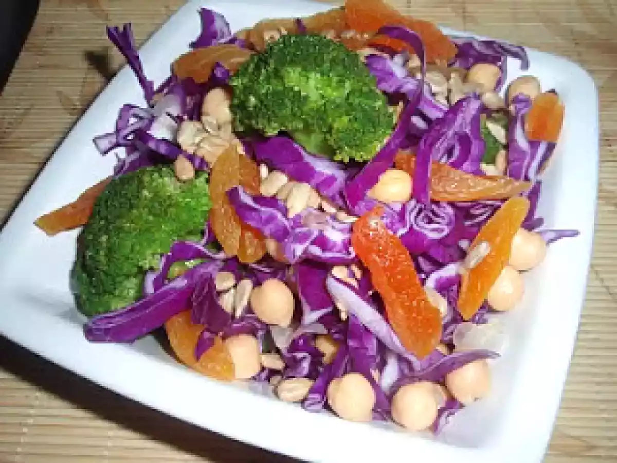 Salata crocanta si detoxifianta - 100% de post