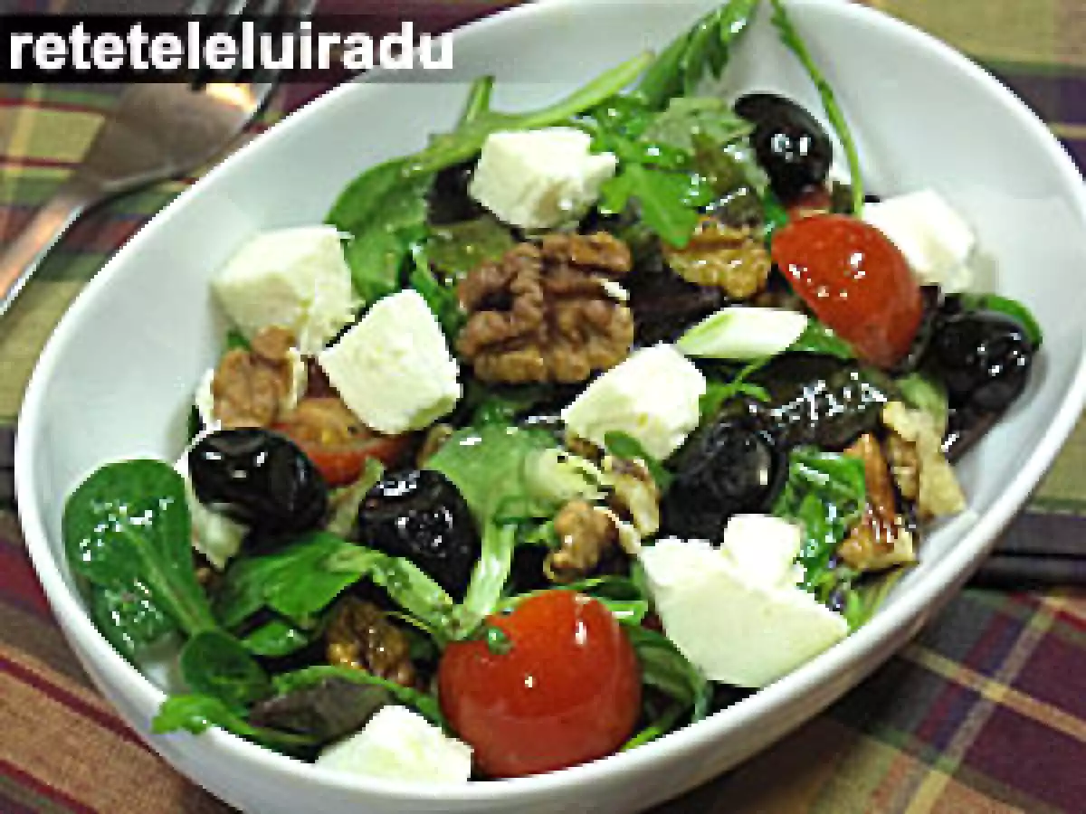 Salata cu branza mozzarella si nuci