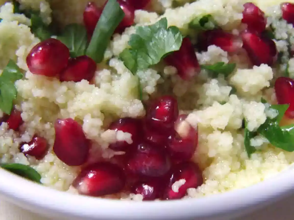 Salata cu couscous si rodie(couscous and pomegranate salad) - poza 3