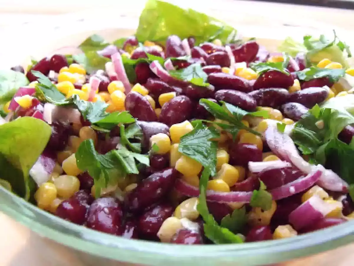 Salata cu fasole rosie si porumb (red kidney bean&corn salad) - poza 3