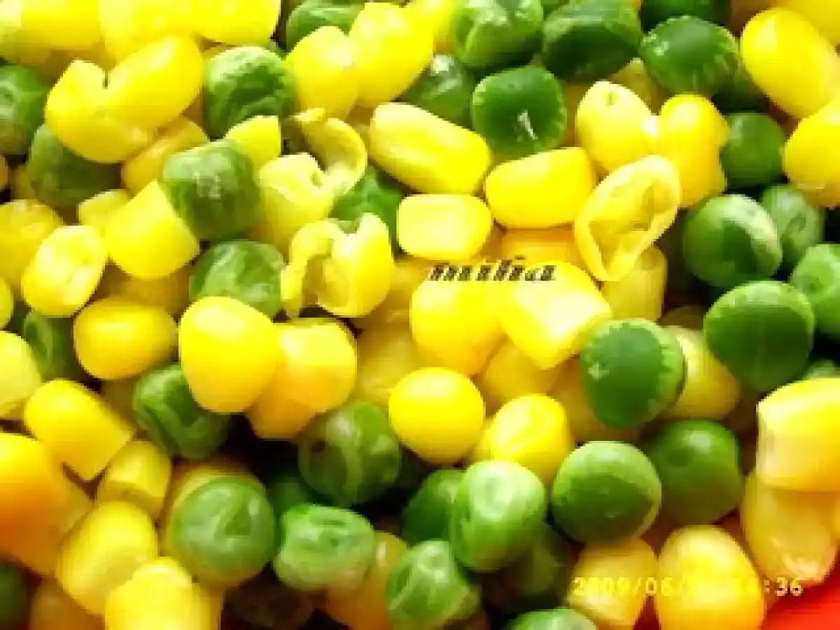 Salata cu orez, mazare, porumb si ciuperci - poza 5