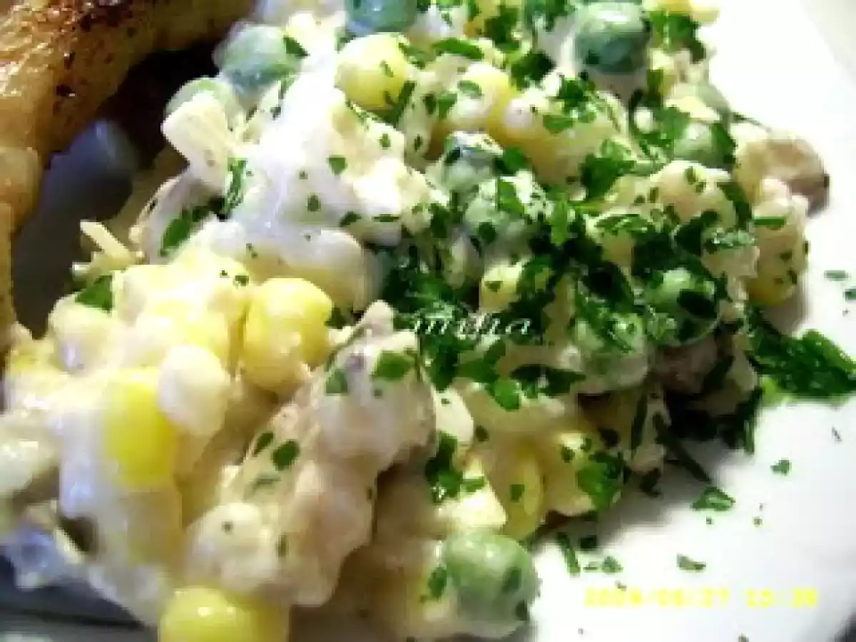 Salata cu orez, mazare, porumb si ciuperci - poza 9